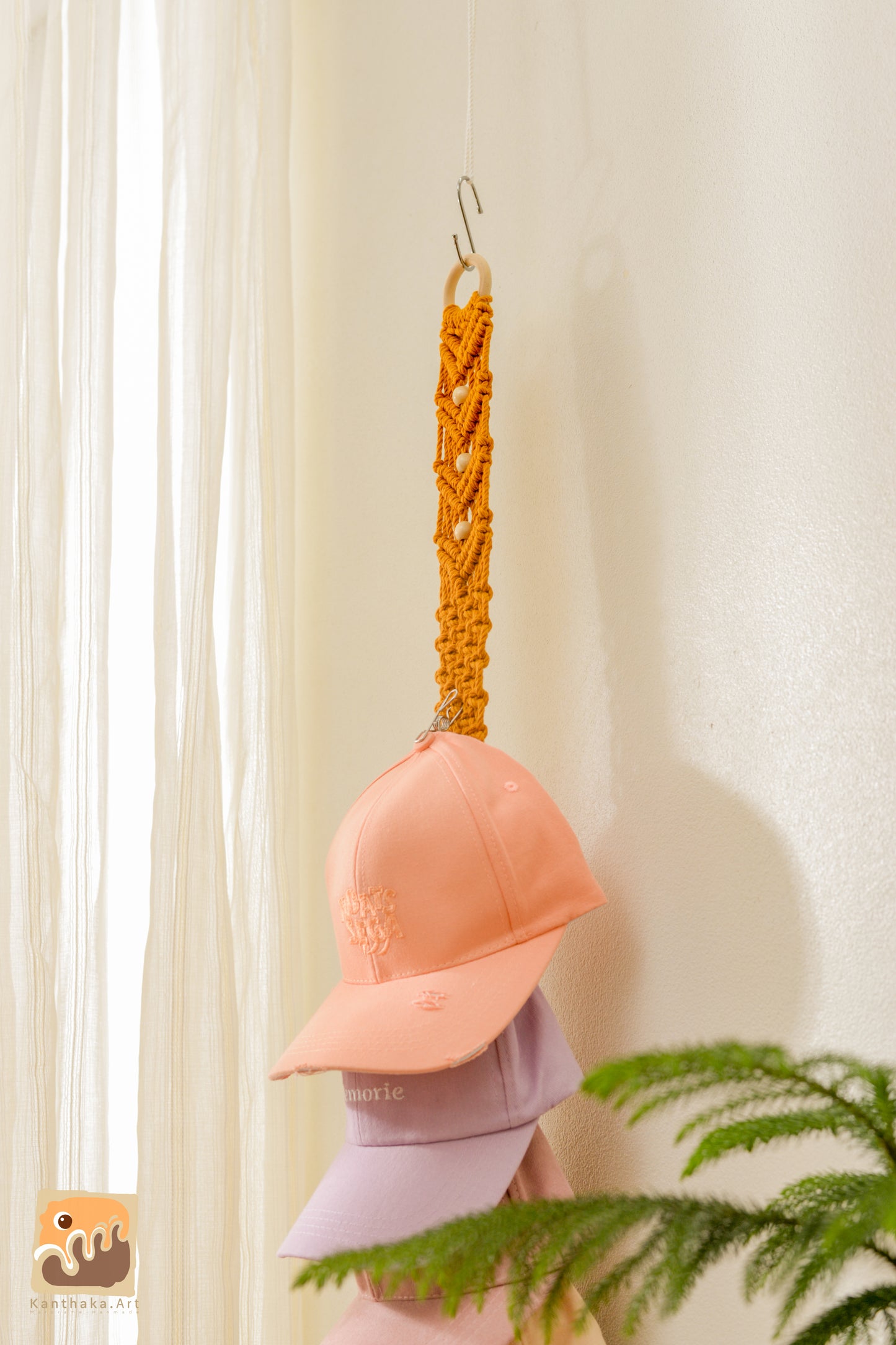 Macrame hat rack 02