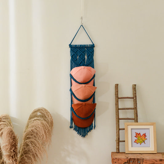 Macrame Cap Storage 01