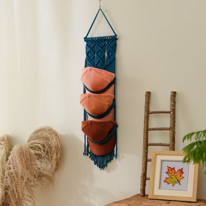 Macrame Cap Storage 01