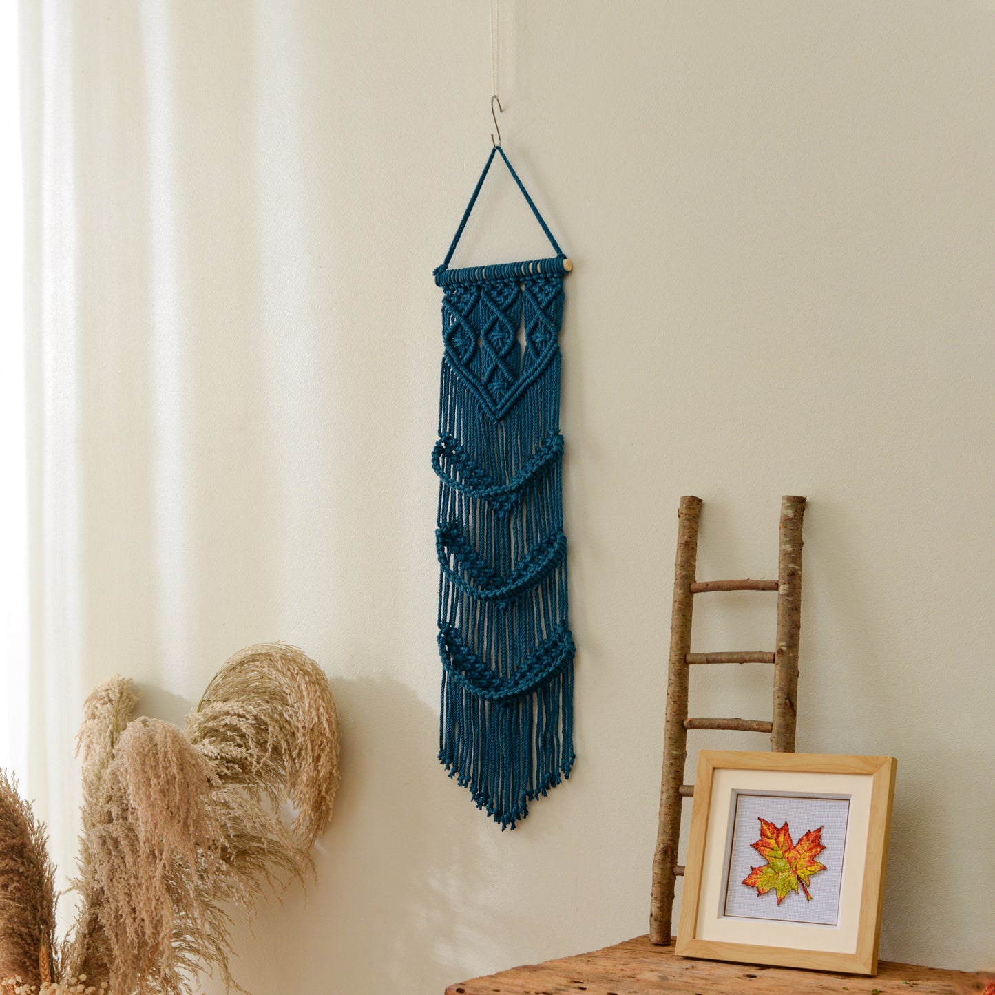 Macrame Cap Storage 01